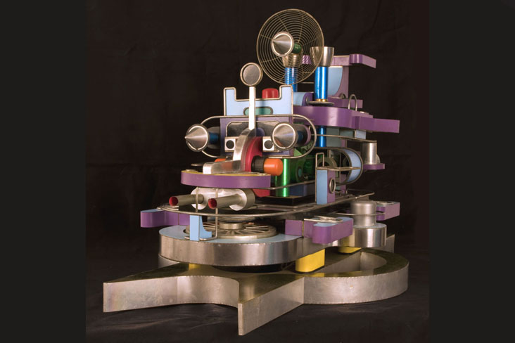 <strong>Navigator</strong> Side view<br/> Metal, plastic,glass & electrical components / 81x55x50cm / 2011